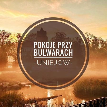 Pokoje Przy Bulwarach Uniejow Exterior foto